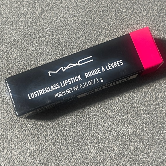 🥰🥰MAC Lustreglass Lipstick 546- Pink Big🥰🥰 - Picture 4 of 5